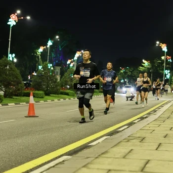 Runner Photo 4284040