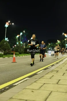 Runner Photo 4284044