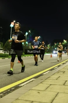 Runner Photo 4284046