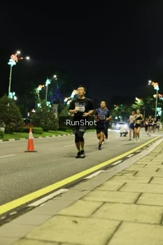 Runner Photo 4284048