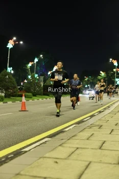 Runner Photo 4284050