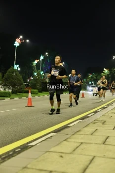 Runner Photo 4284052