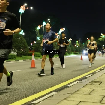 Runner Photo 4284055