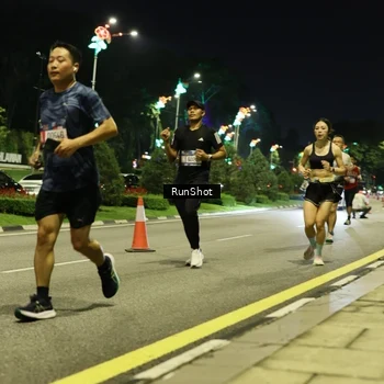 Runner Photo 4284061