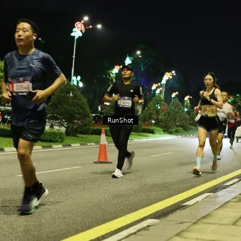 Runner Photo 4284064