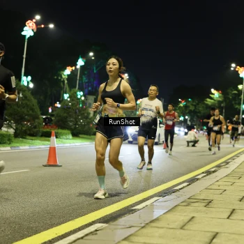 Runner Photo 4284076