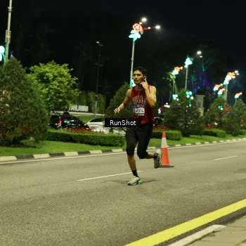 Runner Photo 4284090