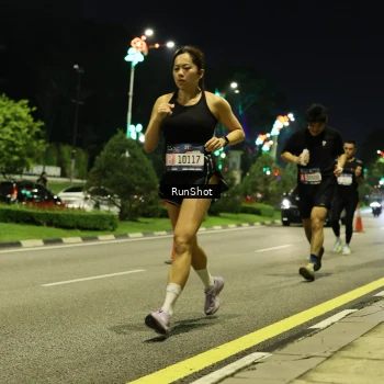 Runner Photo 4284100