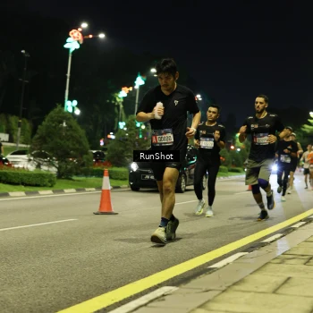 Runner Photo 4284106