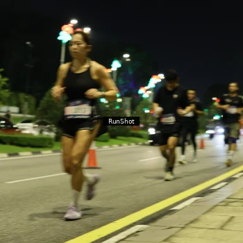 Runner Photo 4284112