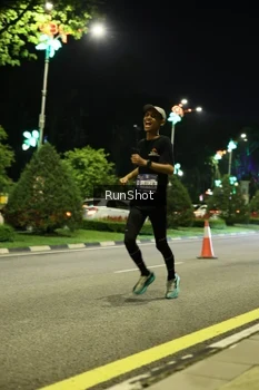 Runner Photo 4284134