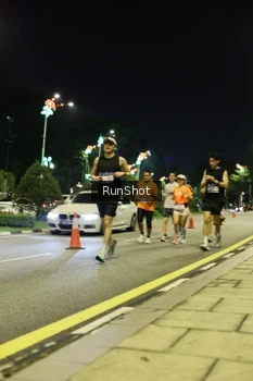 Runner Photo 4284138