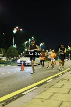 Runner Photo 4284139