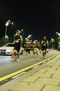 Runner Photo 4284140