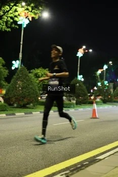 Runner Photo 4284142