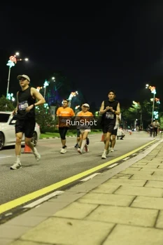 Runner Photo 4284146
