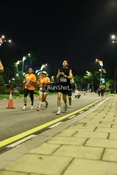 Runner Photo 4284150