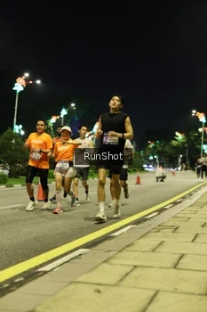 Runner Photo 4284154