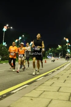 Runner Photo 4284155