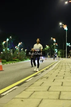 Runner Photo 4284166