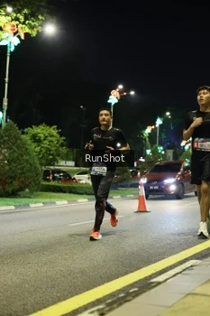 Runner Photo 4284183