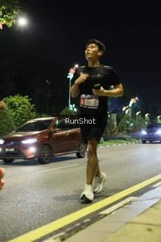 Runner Photo 4284187
