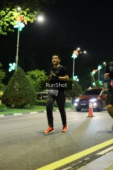 Runner Photo 4284191
