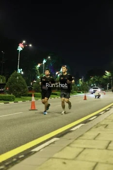 Runner Photo 4284192