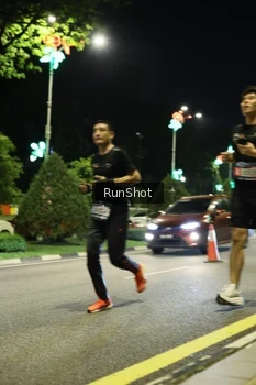 Runner Photo 4284195