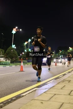 Runner Photo 4284254