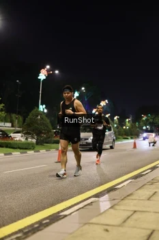 Runner Photo 4284267