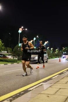 Runner Photo 4284275