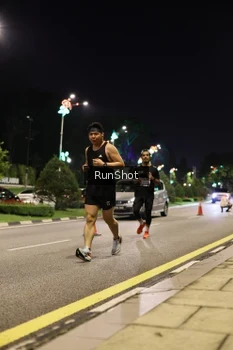 Runner Photo 4284281