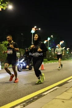 Runner Photo 4284329