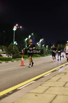 Runner Photo 4284367