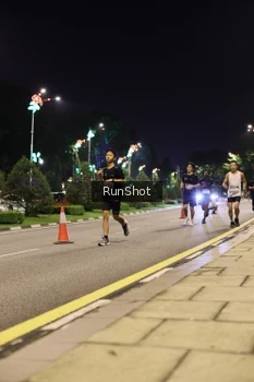 Runner Photo 4284368