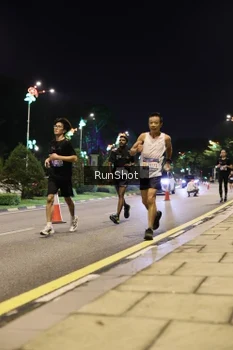 Runner Photo 4284390