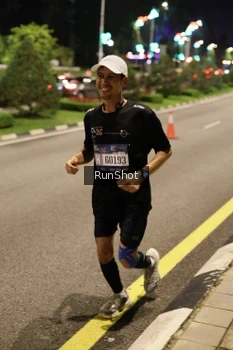 Runner Photo 4284422