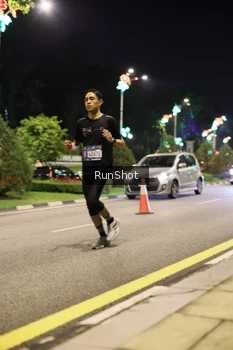 Runner Photo 4284428