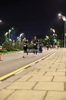 Runner Photo 4284432