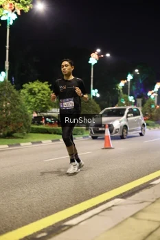 Runner Photo 4284434