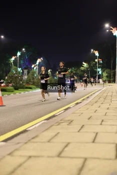 Runner Photo 4284437
