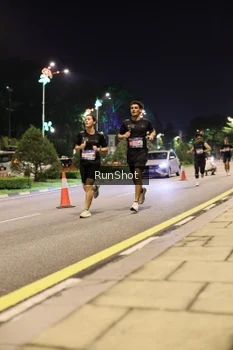 Runner Photo 4284444