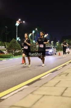Runner Photo 4284449