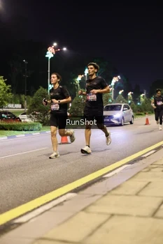 Runner Photo 4284460