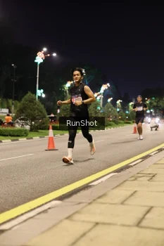 Runner Photo 4284465