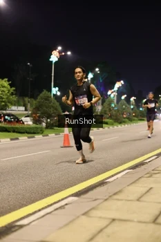 Runner Photo 4284467
