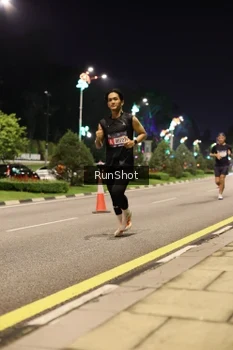Runner Photo 4284470