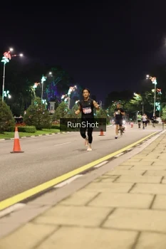Runner Photo 4284474