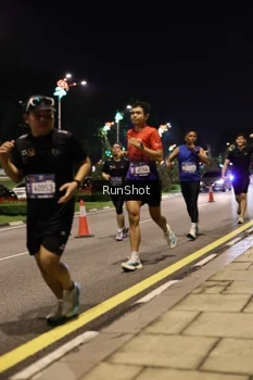 Runner Photo 4284543